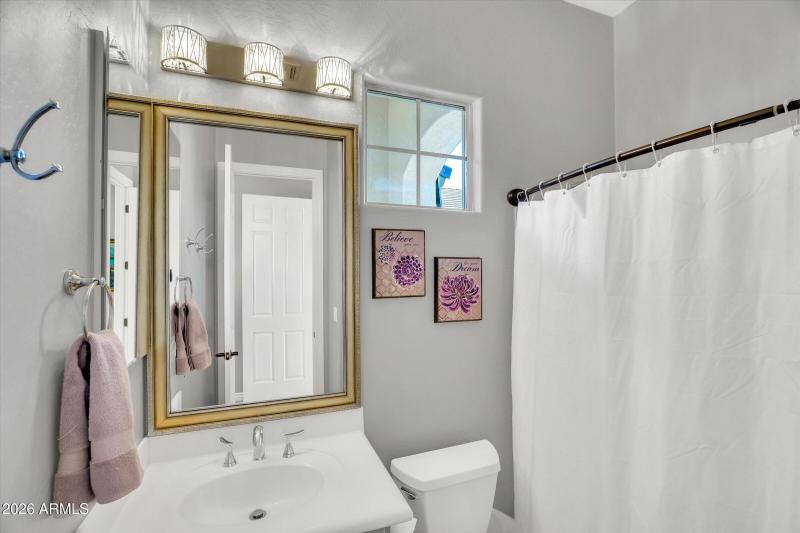 064-4080 N Thunder Hills Court-64