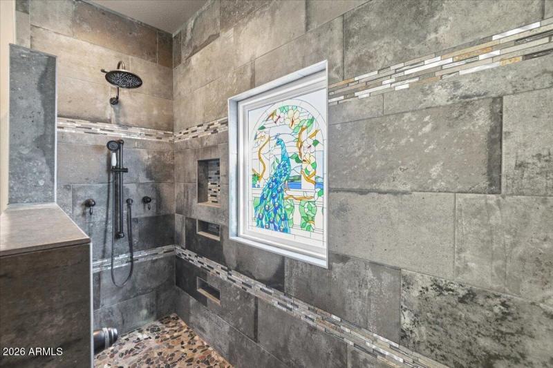 26-4429 E Happy Coyote Trail_RedHogMedia