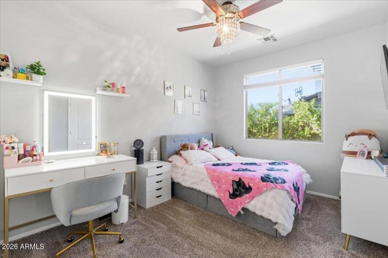 33-4429 E Happy Coyote Trail_RedHogMedia