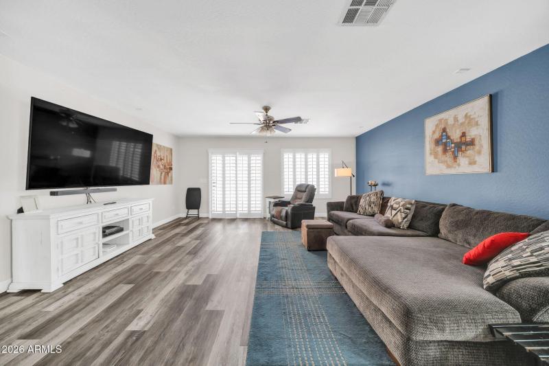 23594 W Hidalgo Ave-10