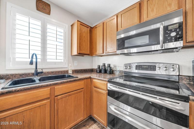 23594 W Hidalgo Ave-16