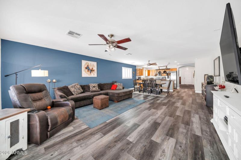 23594 W Hidalgo Ave-9