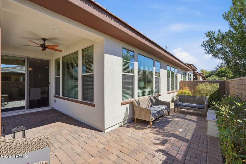 FENCED YARD W FIRE FEATURE