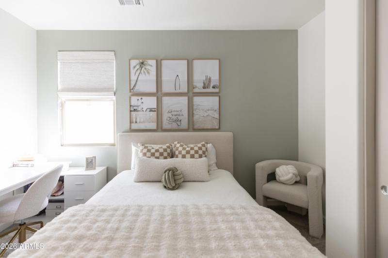 En-suite Main Floor 2