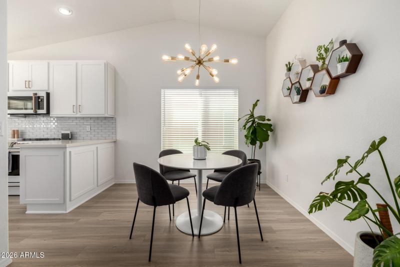 Dining area to kitchen
