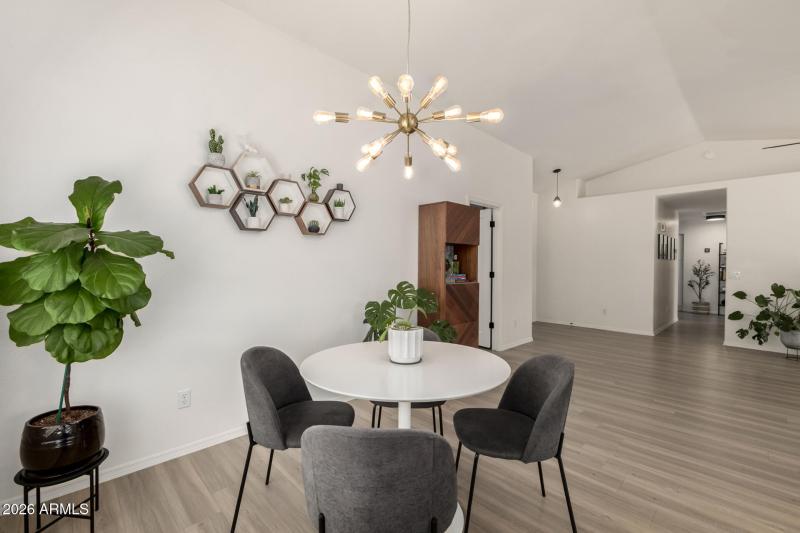 Dining to entry area