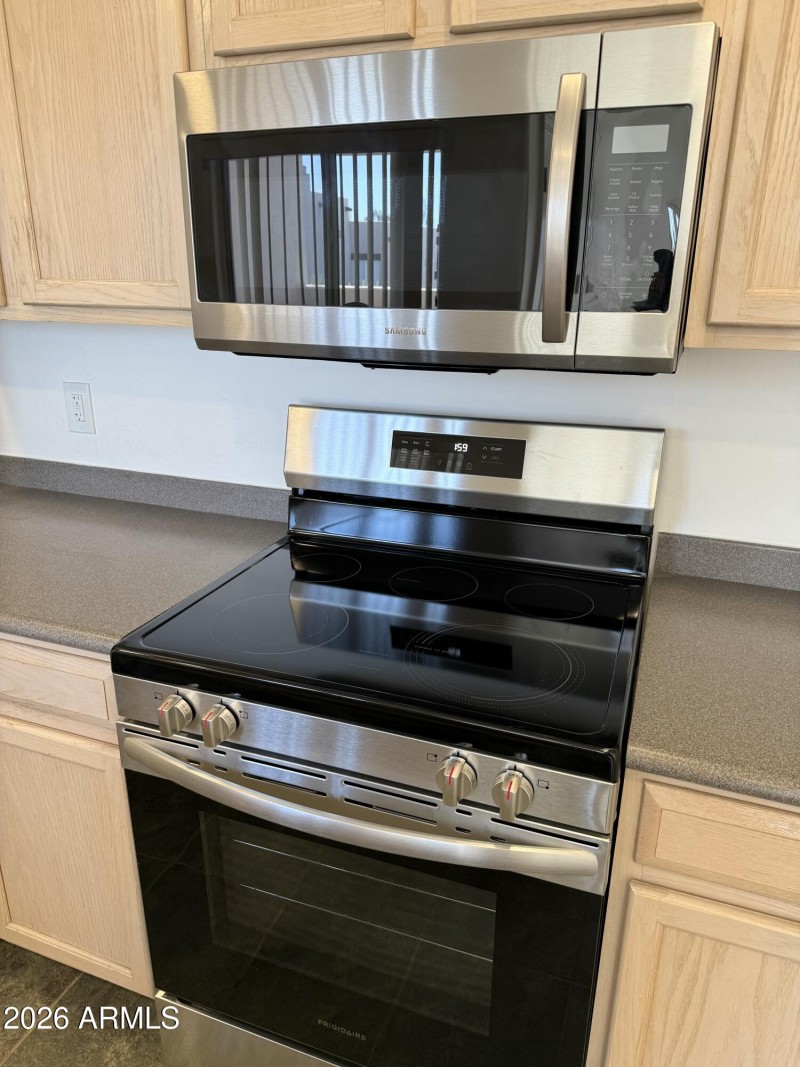 F792C4D8-F8BF-47BD-8DEB-78E8C74482FF