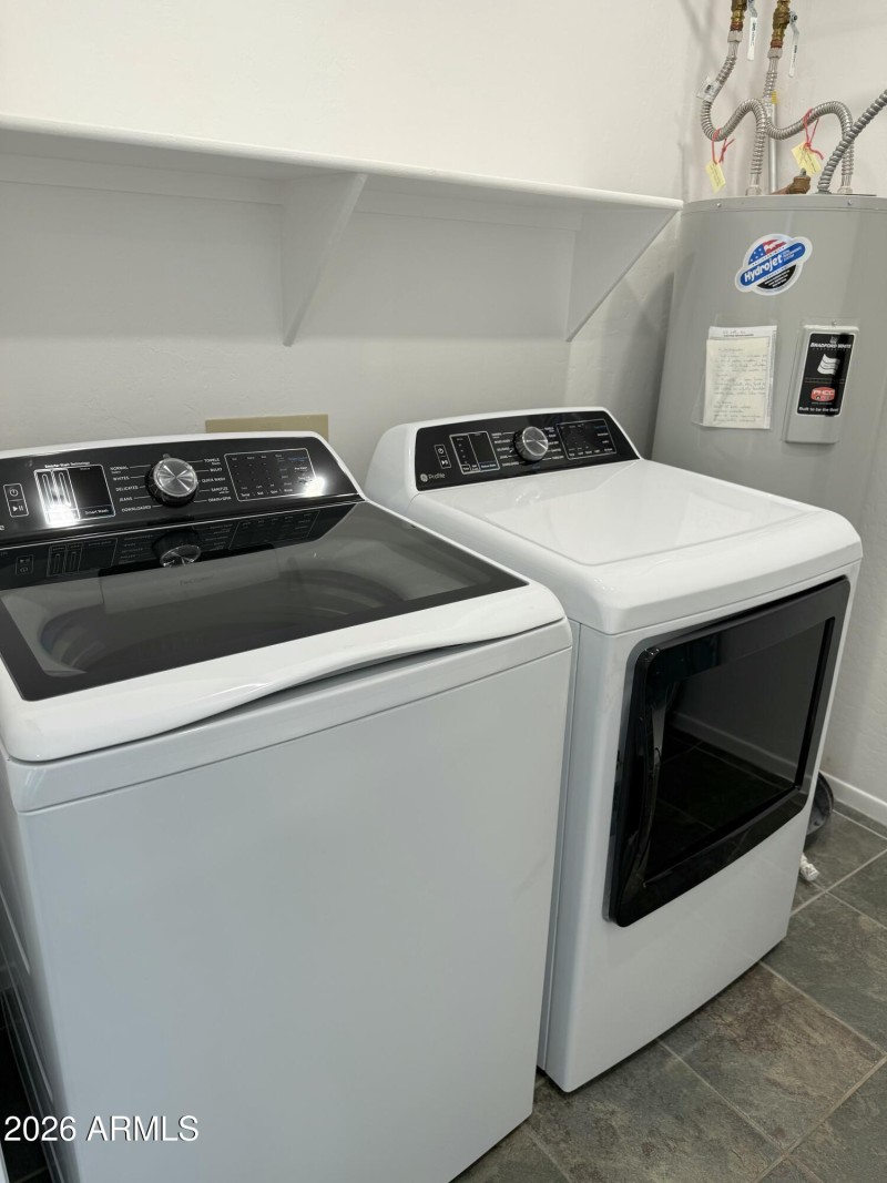 069109F2-E1C8-463C-89B8-71A16381CFEF