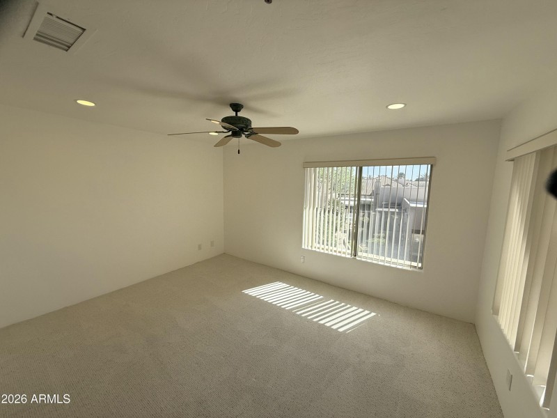 022BB1D1-0339-483A-AAF1-0B17C37A1F8F