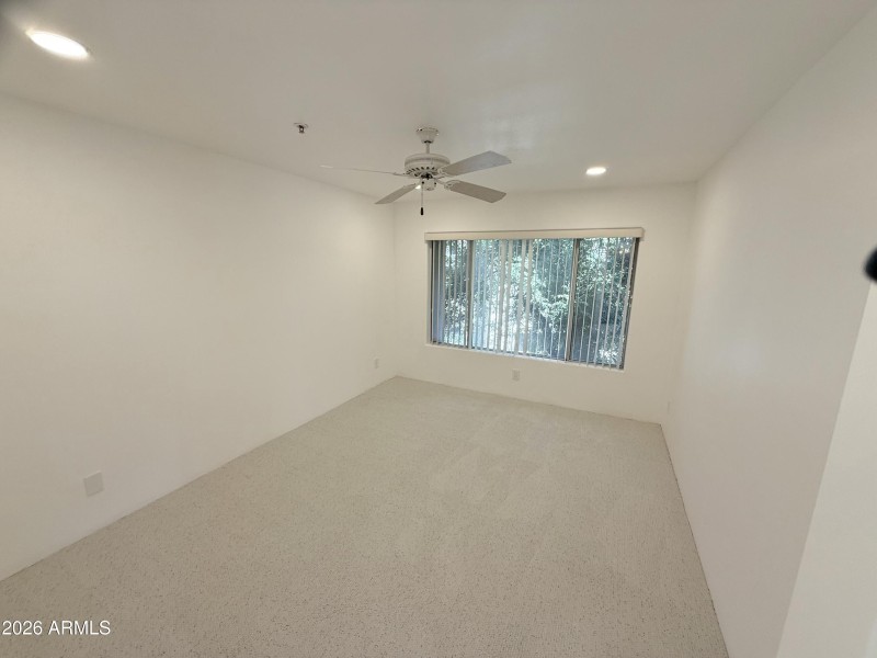 B164D10C-5A02-4526-8AC1-5D43C96DB162