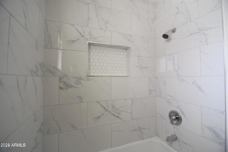 20220114182523008194000000-o