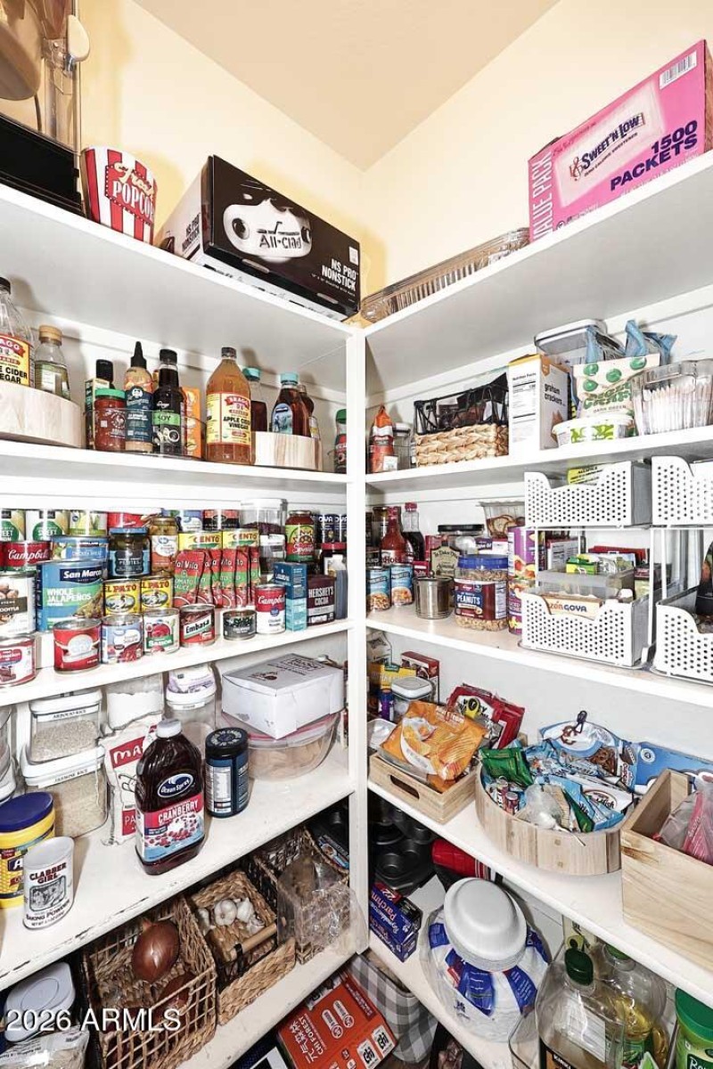 Kitchen-Pantry