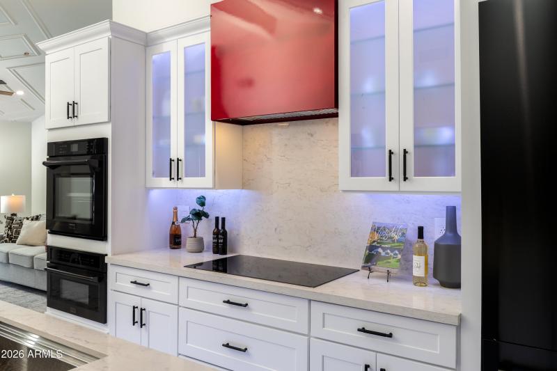 FIRE ENGINE RED HOOD