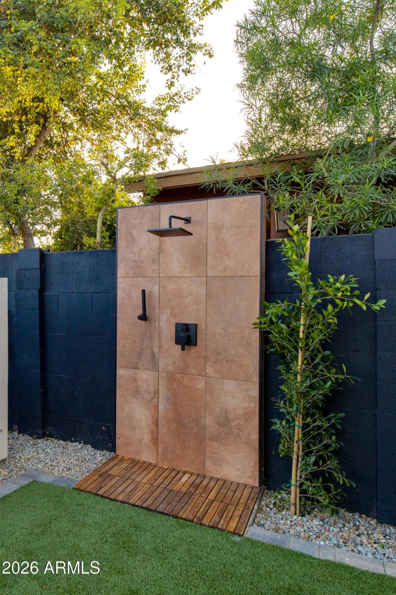 OUTDOOR SHOWER