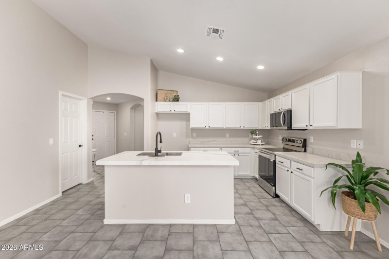 Light, Bright & open