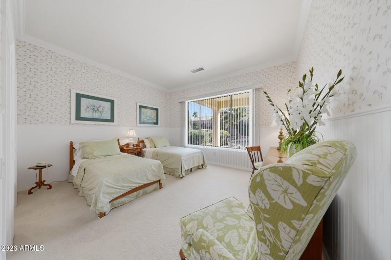 En suite 2nd bedroom