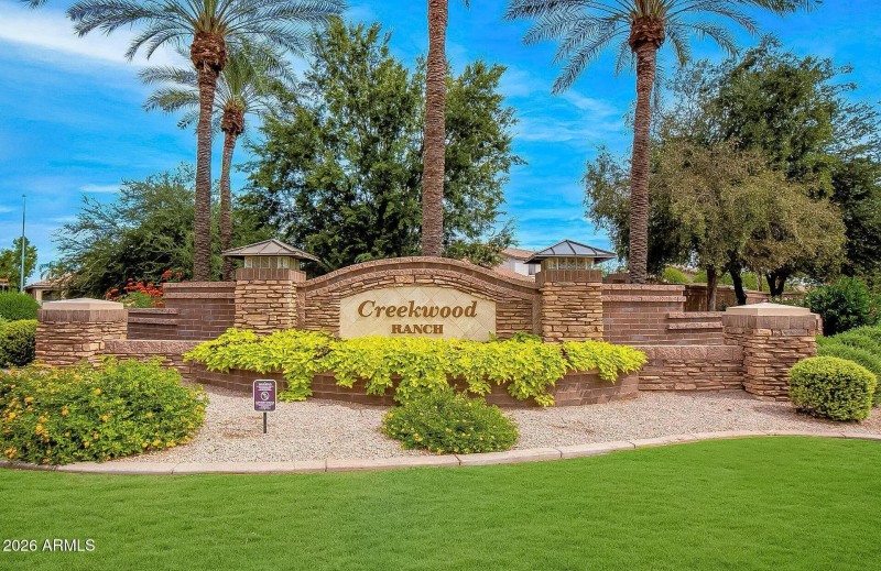 CreekwoodRanchSign4mlsR