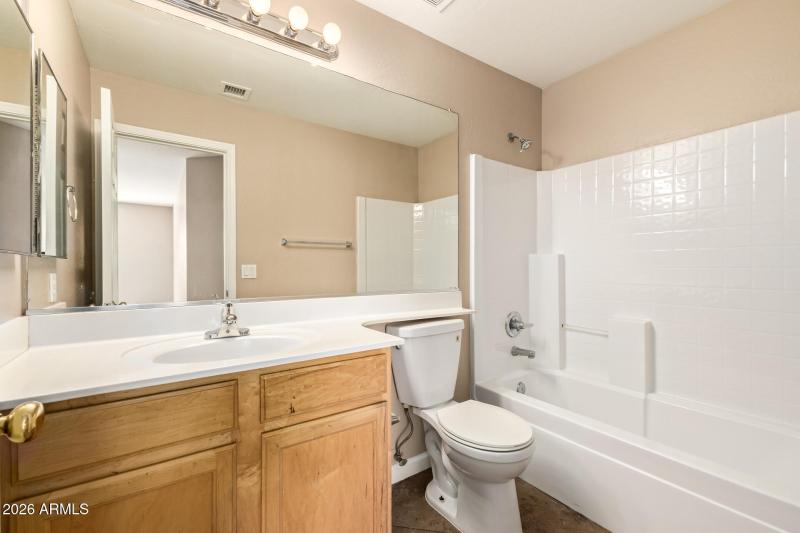 15 Master Bathroom