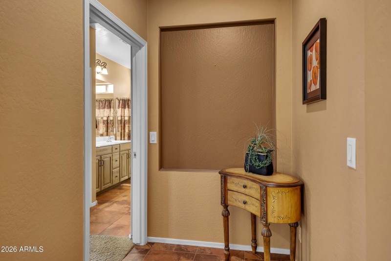 42621 W Heavenly Pl-20