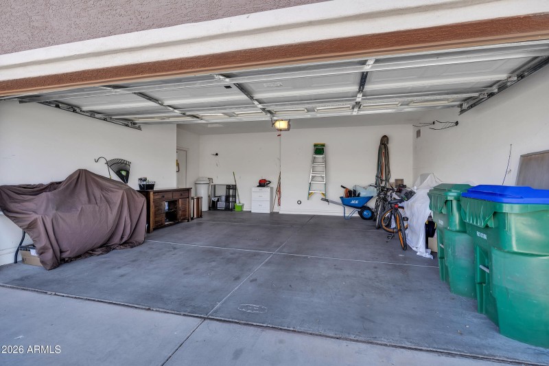 42621 W Heavenly Pl-29