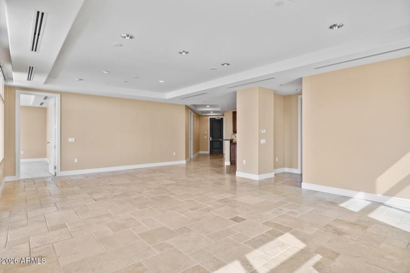 2211 E Camelback Rd - 213