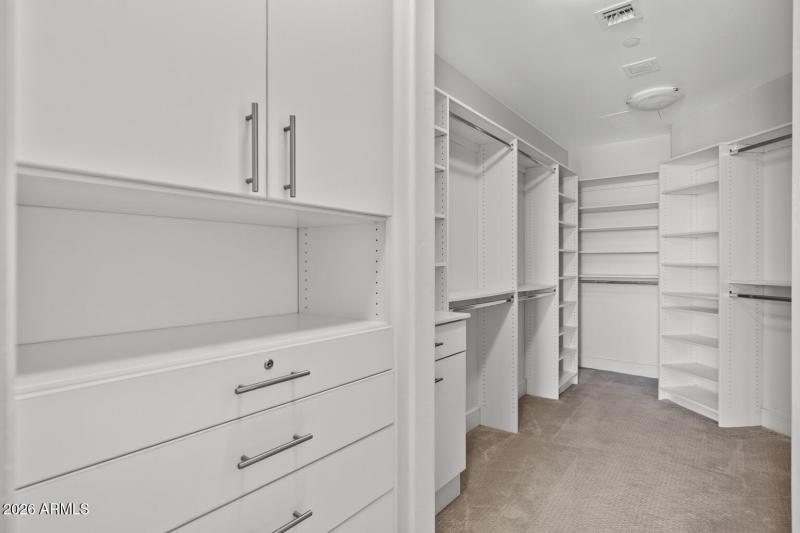 2211 E Camelback Rd - 328