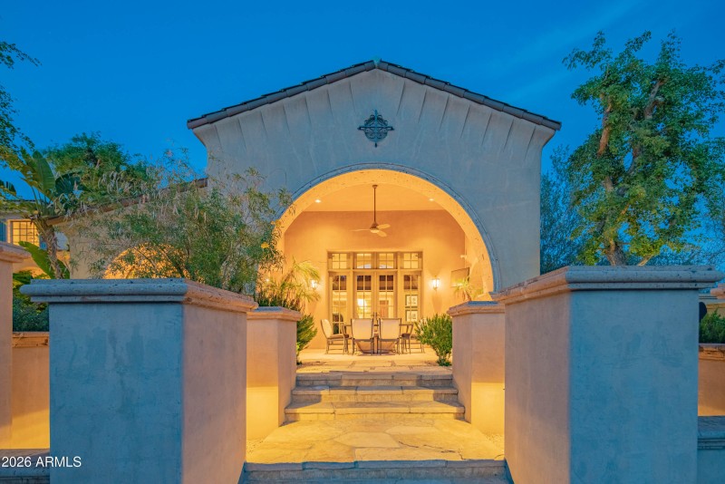 TW Frontage Gate Entrance