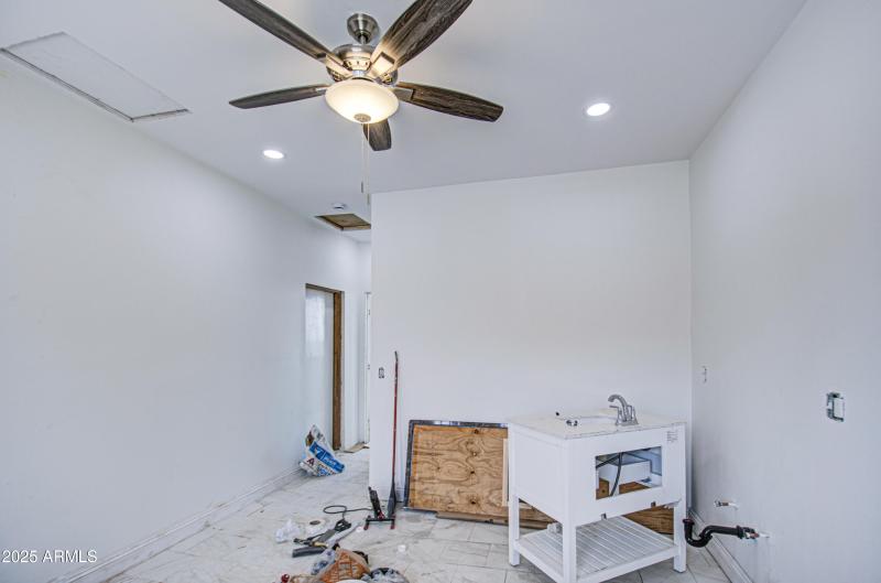 Castia 2-Living Room 2