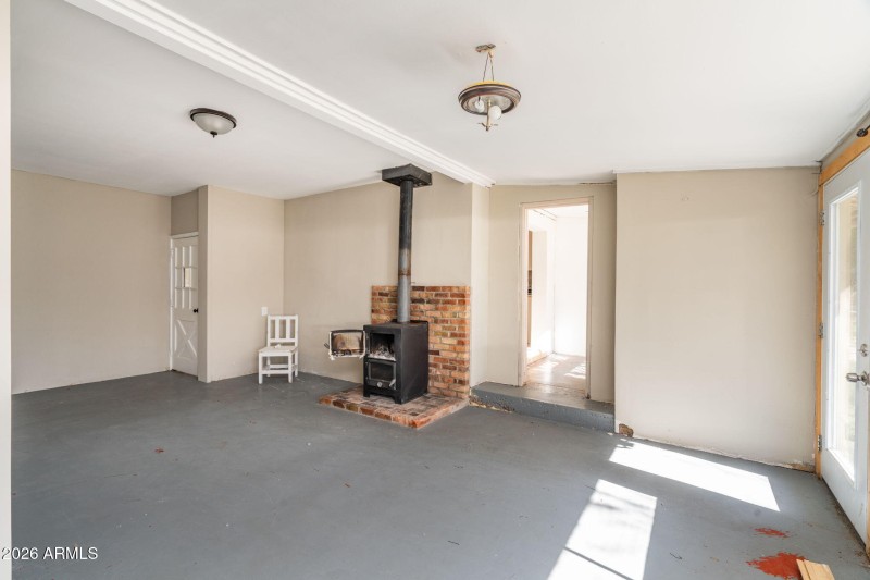 9-web-or-mls-3775-e-sycamore-ln