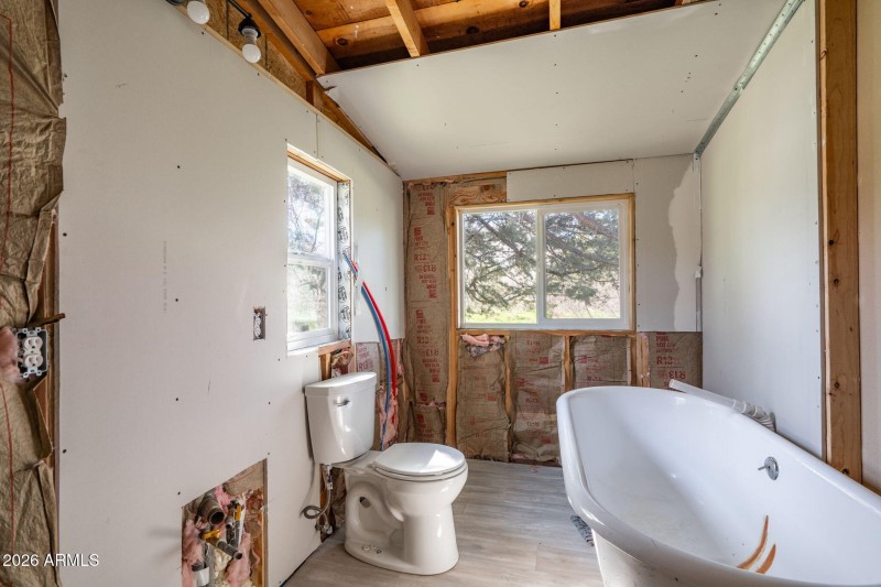 15-web-or-mls-3775-e-sycamore-ln