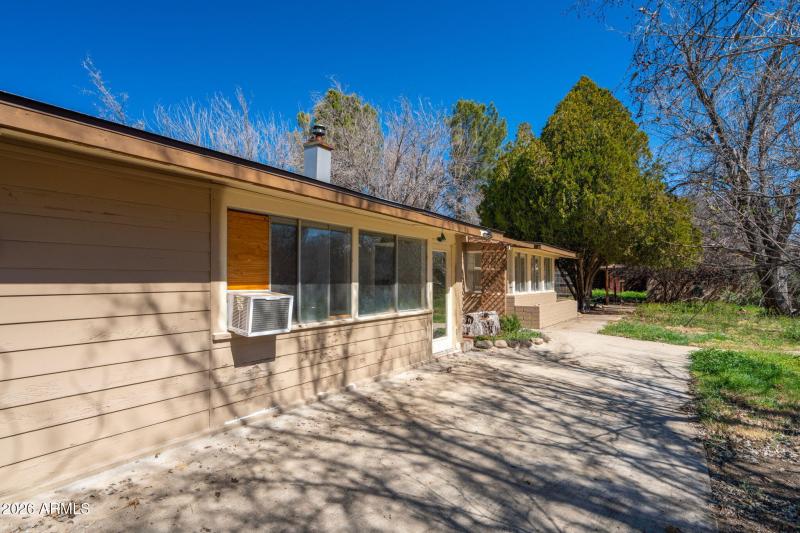 27-web-or-mls-3775-e-sycamore-ln