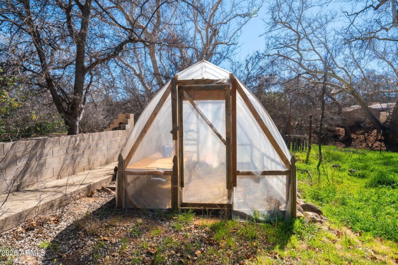 29-web-or-mls-3775-e-sycamore-ln