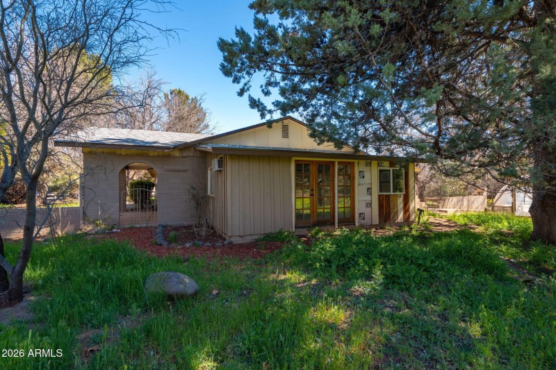 30-web-or-mls-3775-e-sycamore-ln