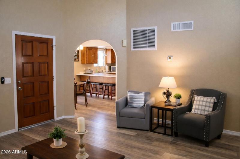 6D8F45EA-B425-4081-A229-AB99BE9C7D06