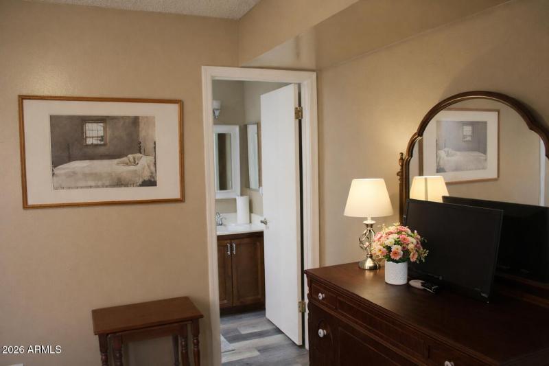 C612CEDB-2BDE-4829-856F-266F4B47DA36