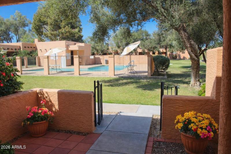 A85944E9-4EE0-4484-B9FB-CD0A0CDE911A