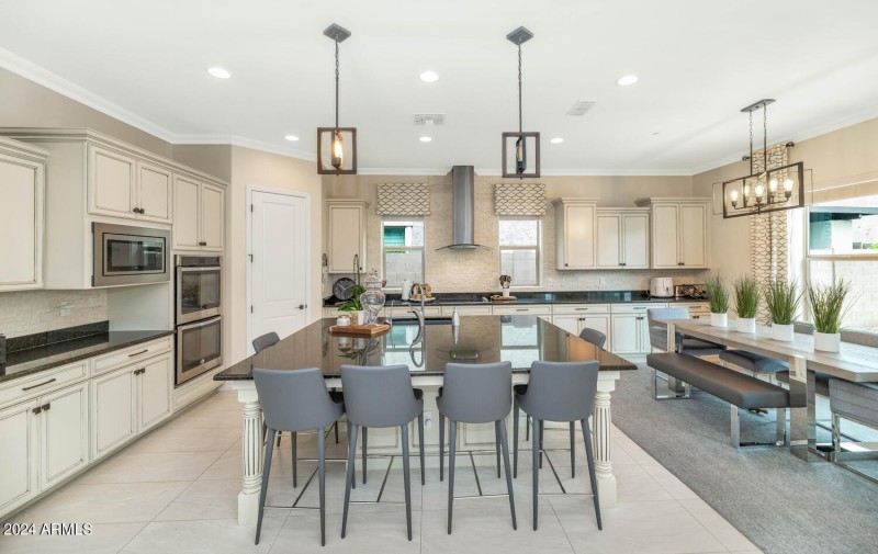 10148 W Avenida Del Rey-large-010-012-10