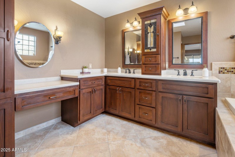 25-web-or-mls-D46A4346 copy