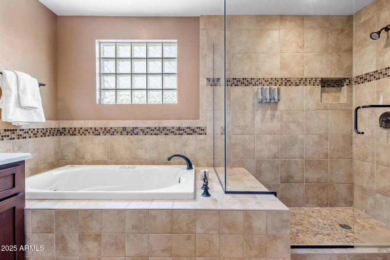 26-web-or-mls-D46A4357 copy