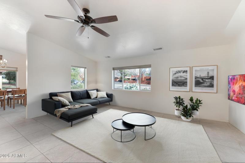 Property_AAA6_100_Rain_Trail_Rd-6_10-03-