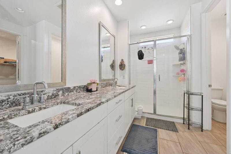 33-web-or-mls-W Carmen St-S0803-033