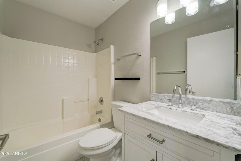 13589 W Ocotillo Lane-25