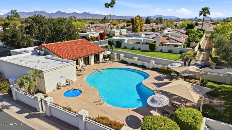 Community Pool & Spa