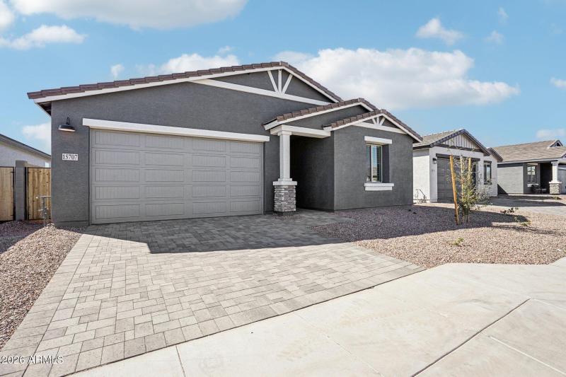 2-web-or-mls-W Camden Ave-S0703-002