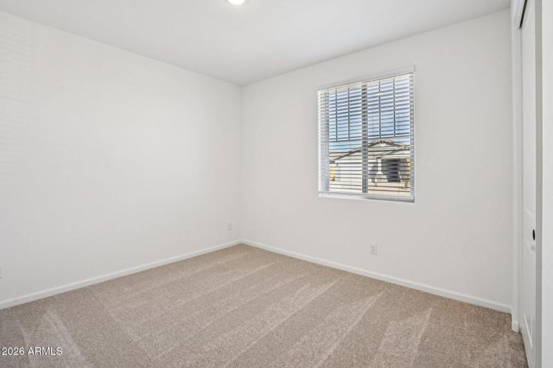 19-web-or-mls-W Camden Ave-S0703-019