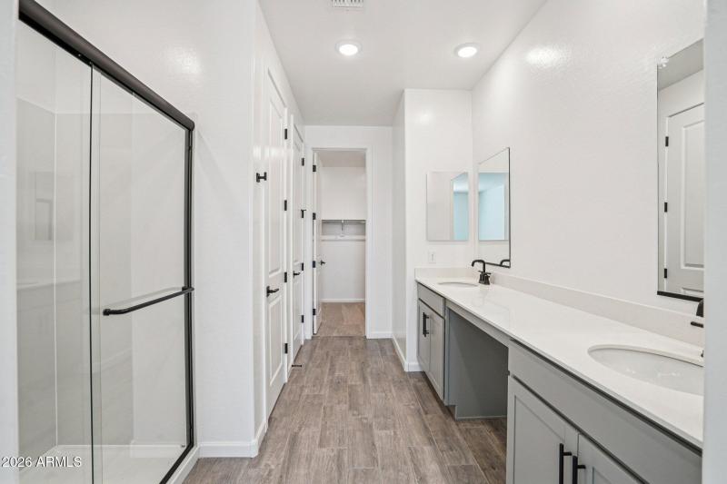 30-web-or-mls-W Camden Ave-S0703-030