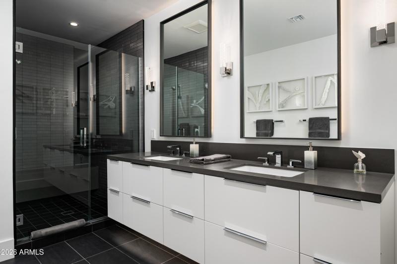 027_Guest Room Ensuite