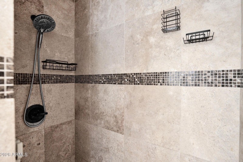 19-web-or-mls-P1558256