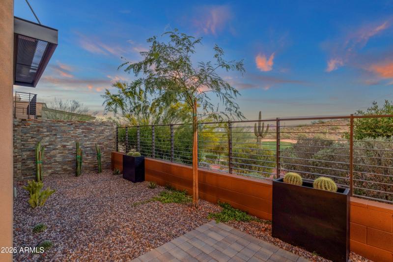 79-print-16023-e-ridgestone-dr