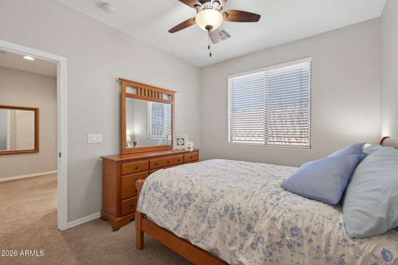 45_7135_W_Desert_Mirage_Dr45_mls